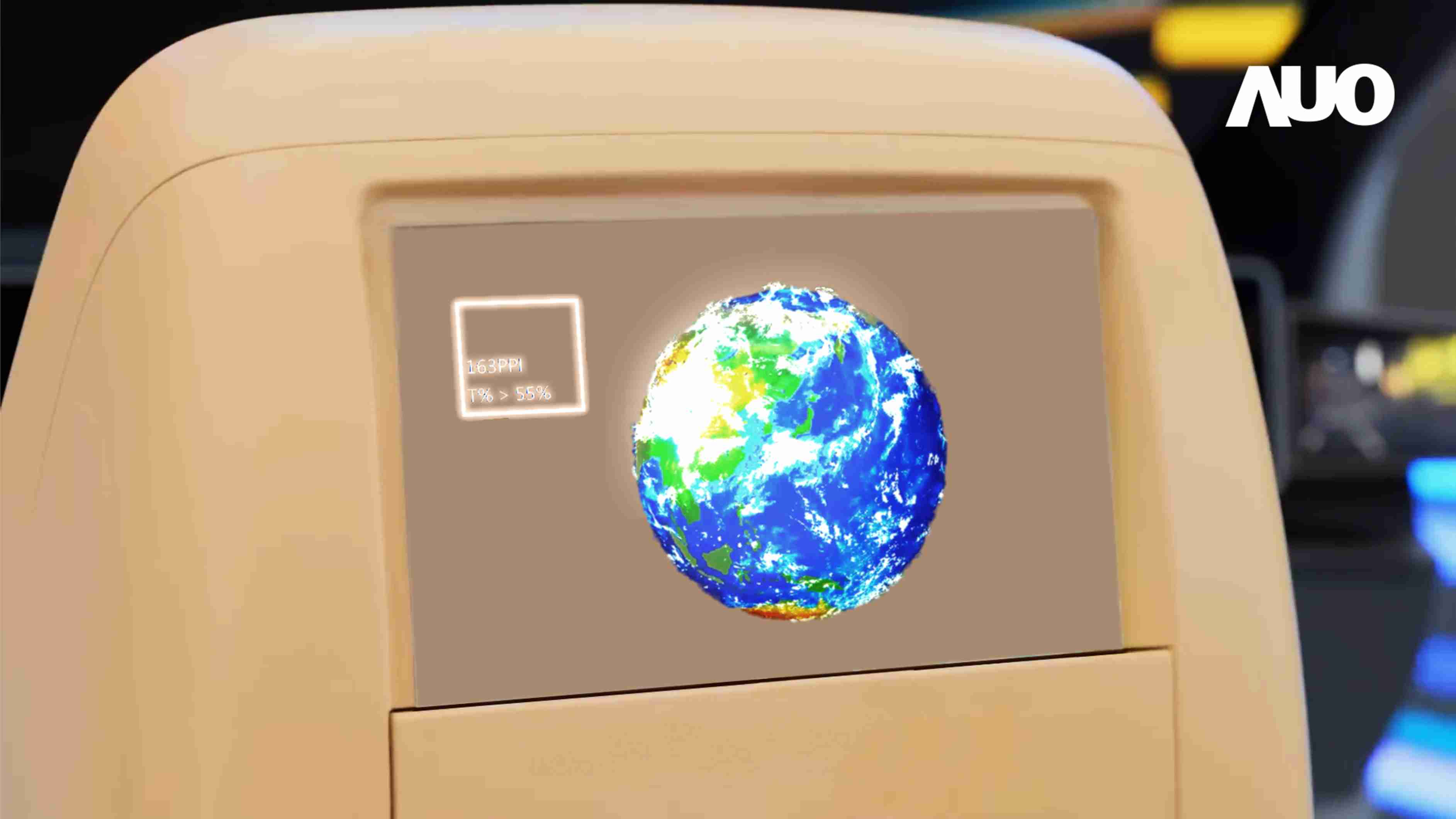 2121非凡突破设计与制程挑战，，，推出全球最高分辨率163ppi的13.5吋透明Micro LED面板，，并积极布局智能车市场，，，，以期拓展透明显示应用的可能性